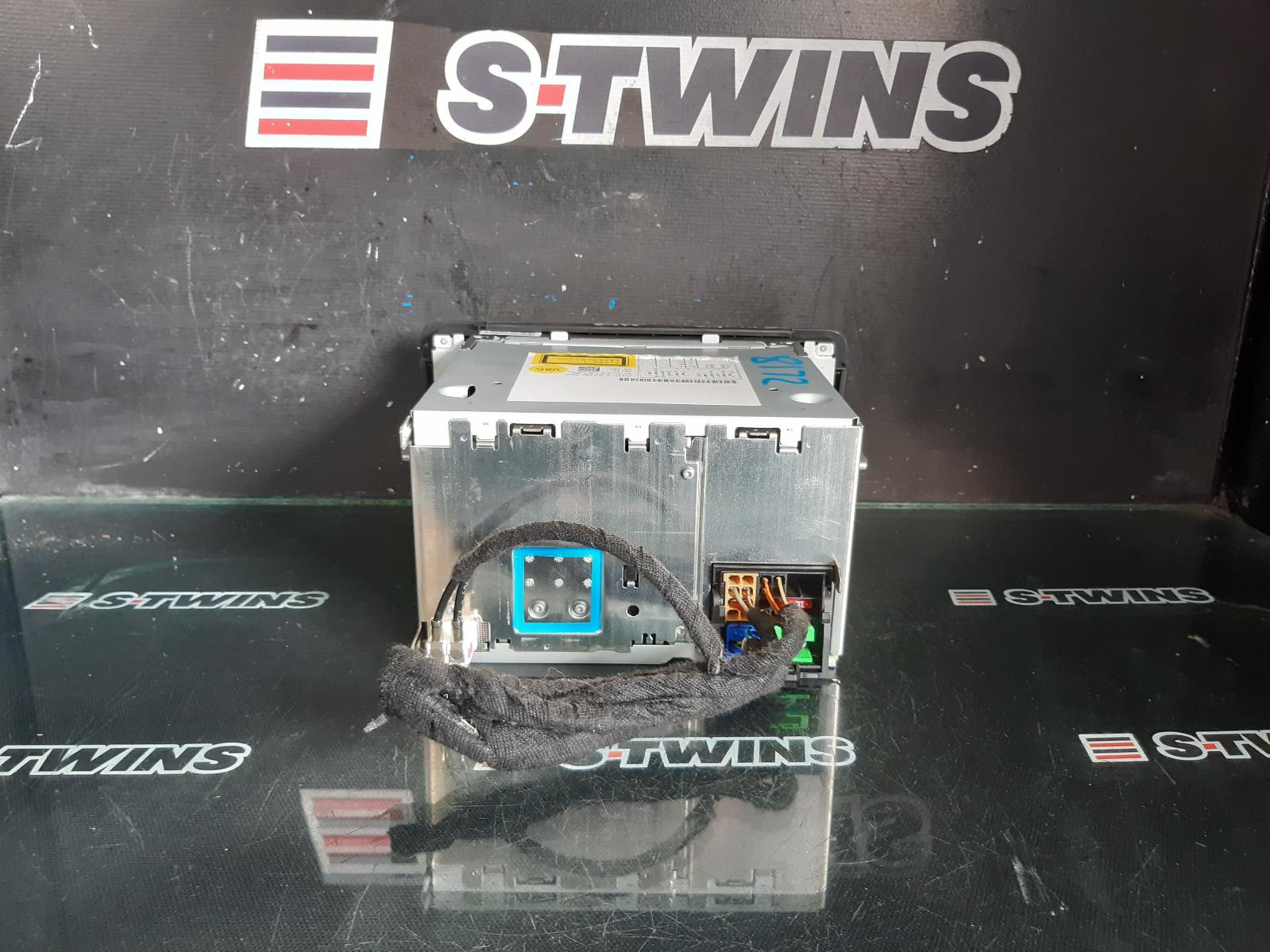 View Auto part Radio/Cd/Dvd/Sat/Tv Audi A3 2011