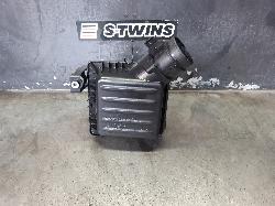 View Auto part Air Cleaner/Box Chrysler 300c 2013