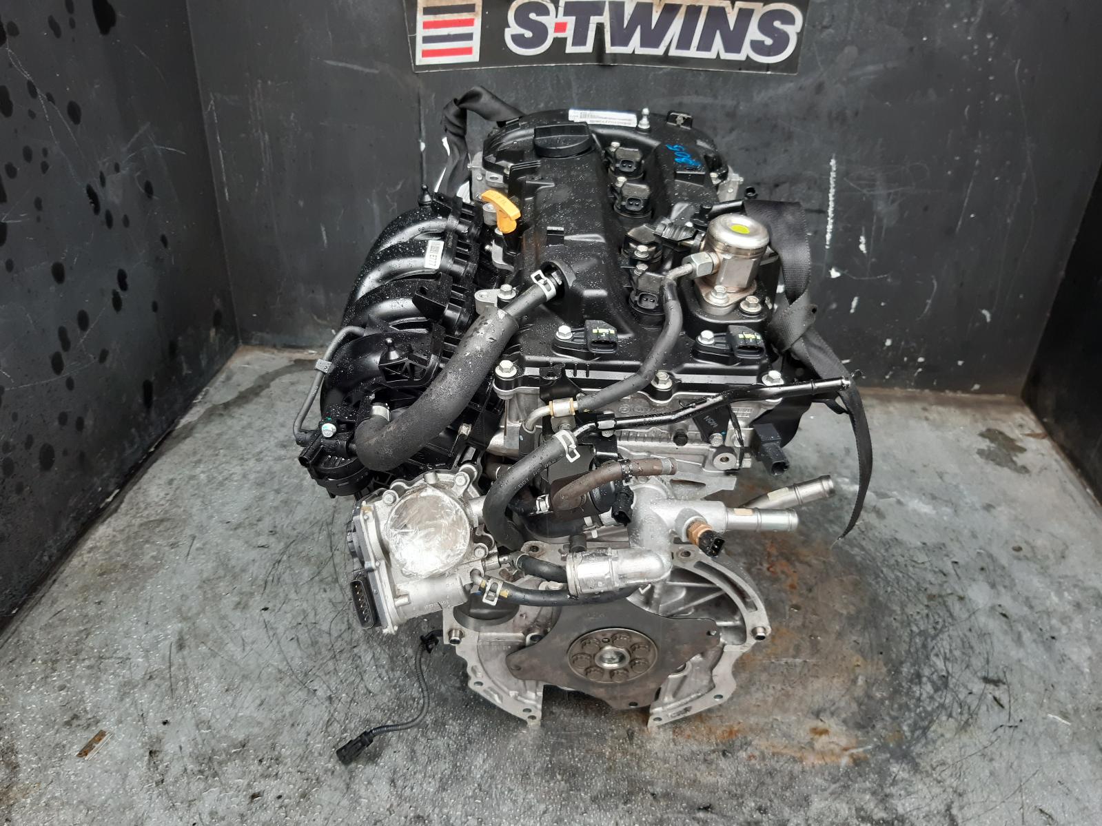 View Auto part Engine Hyundai I30 2014