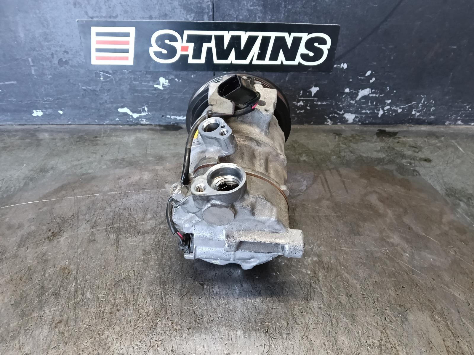 2018 Audi Q5 A/C Compressor View Auto part A/C Compressor Audi Q5 2018
