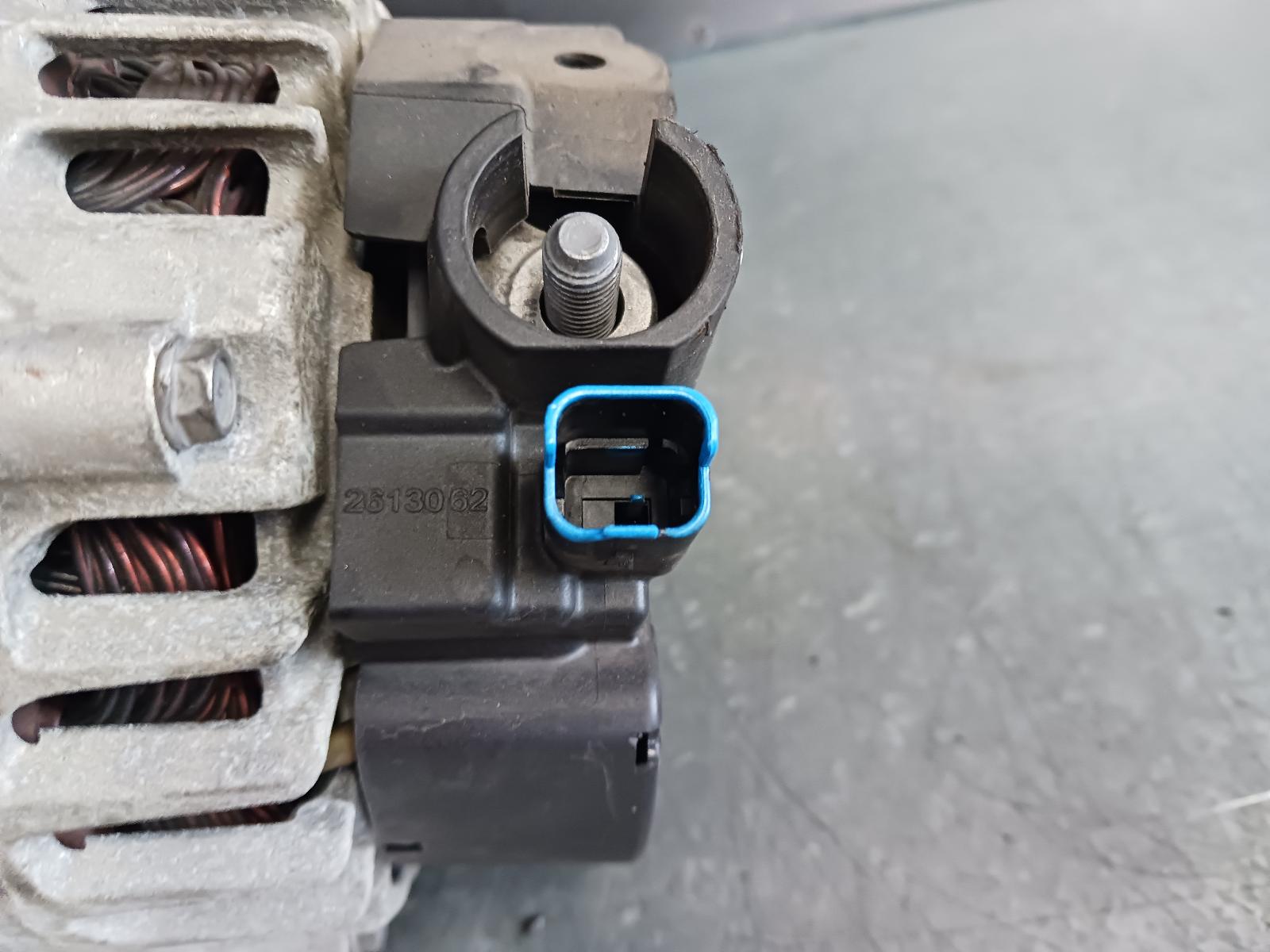 View Auto part Alternator Peugeot 308 2013