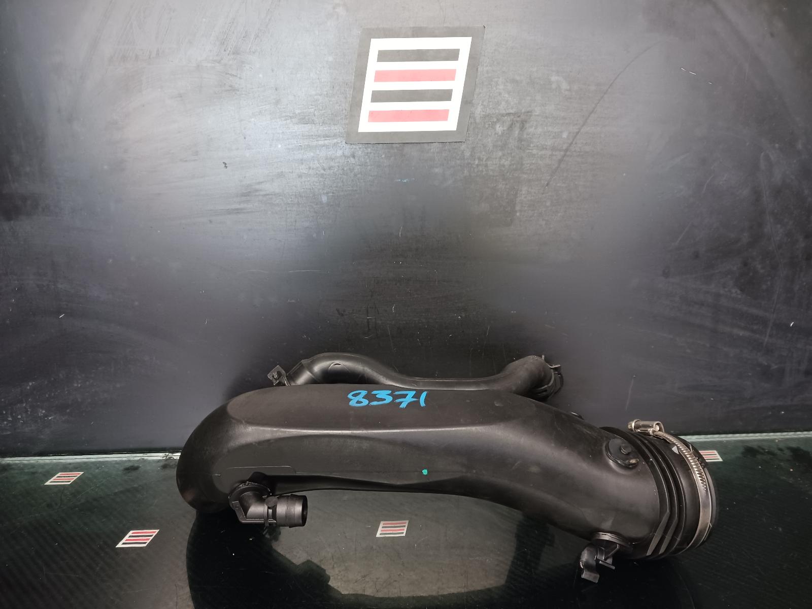 View Auto part Air Cleaner Duct/Hos Peugeot 308 2013