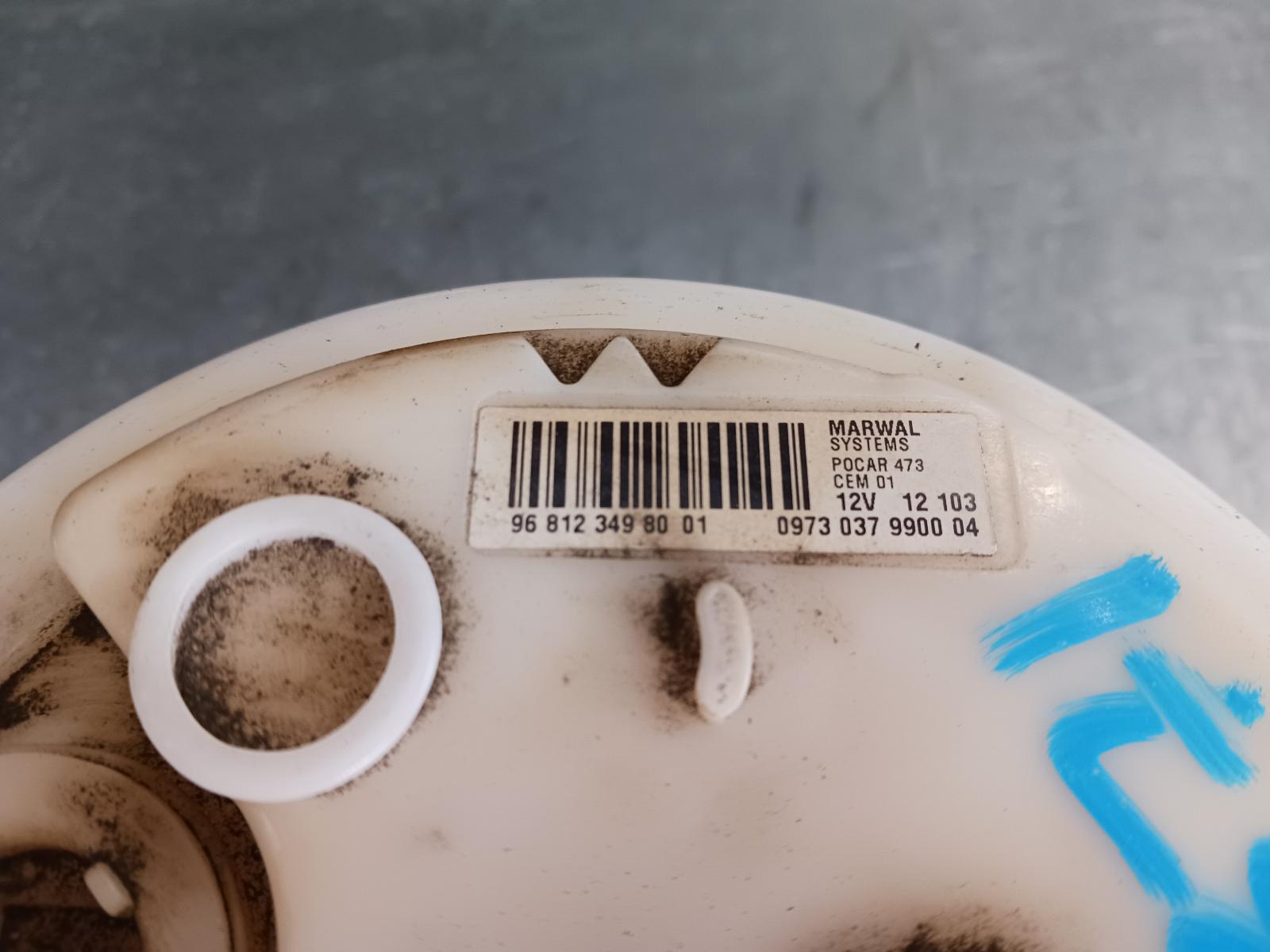 View Auto part Fuel Pump Peugeot 308 2013