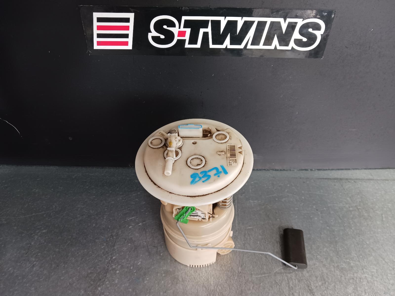 View Auto part Fuel Pump Peugeot 308 2013