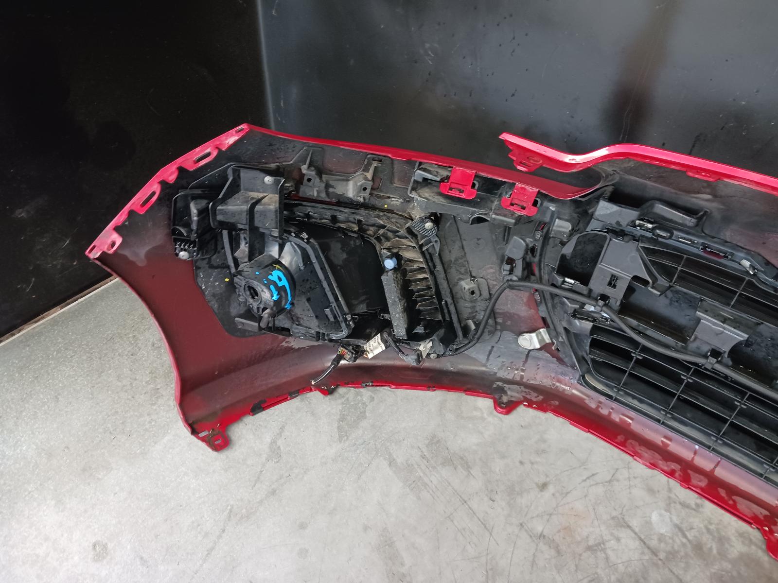 View Auto part Front Bumper Peugeot 308 2013