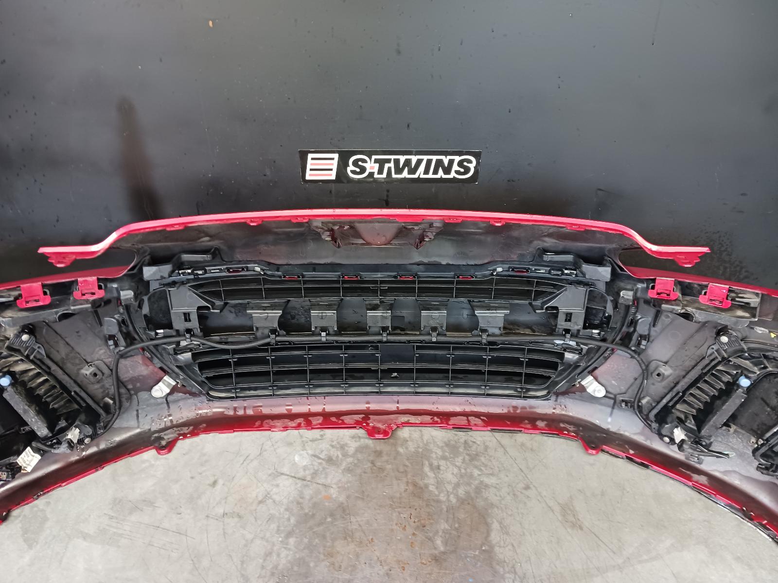 View Auto part Front Bumper Peugeot 308 2013