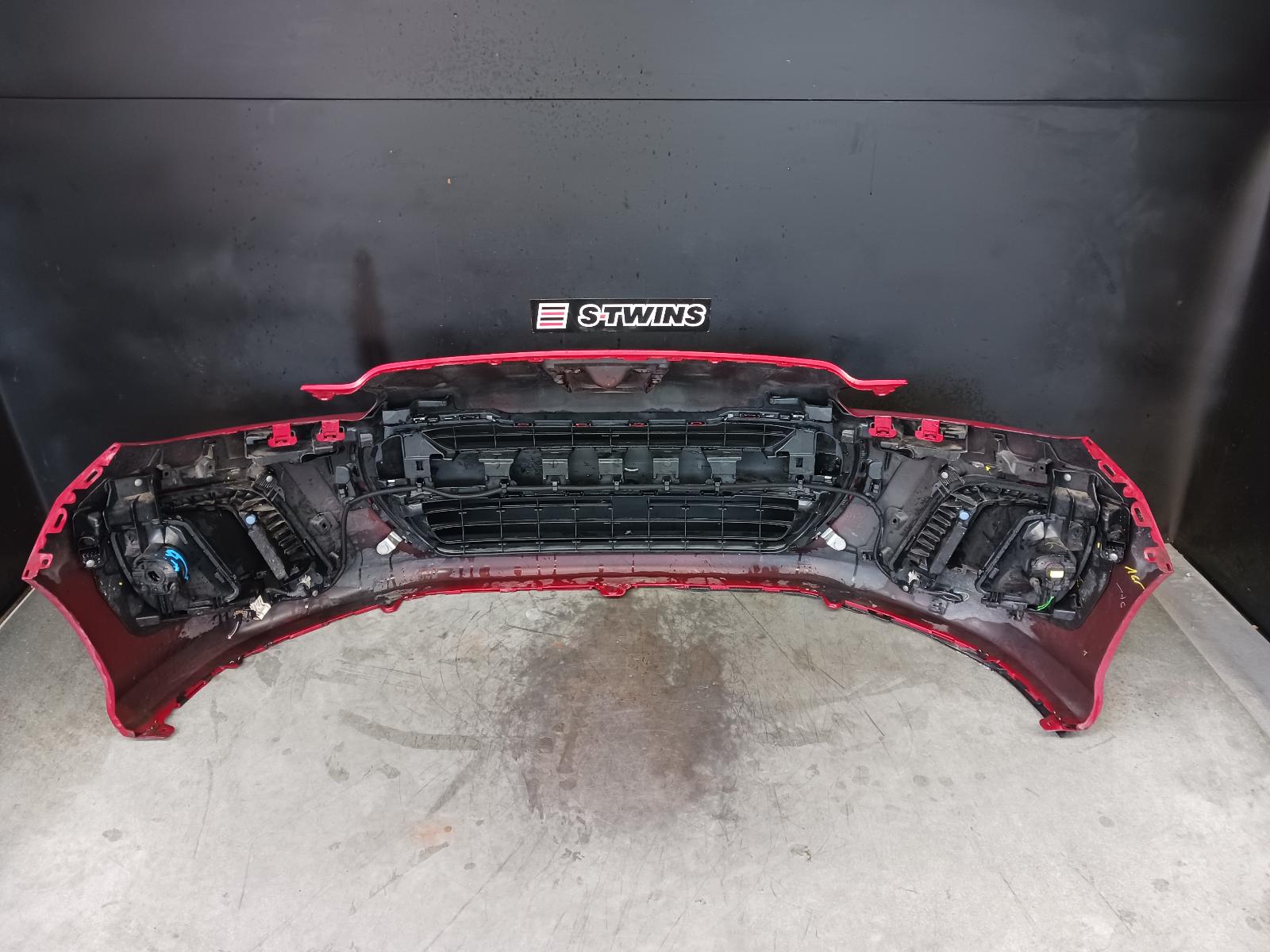 View Auto part Front Bumper Peugeot 308 2013