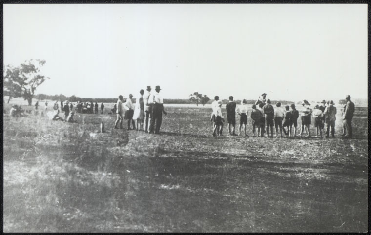 Lake Wyangan Public School - About 1930 Empire Day School Picnic on flat now covered by Lake Wyangan Lake Wyangan Public School - About 1930 Empire Day School Picnic on flat now covered by Lake Wyangan