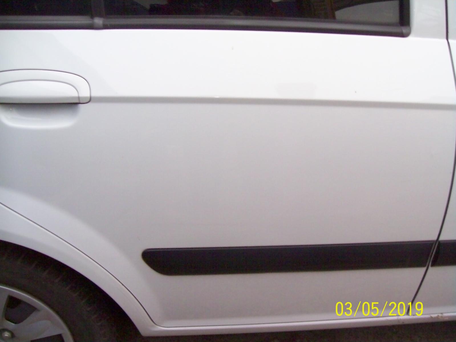 View Auto part Right Rear Door Sliding Hyundai Getz 2009