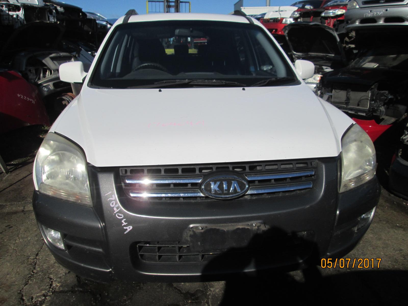 View Auto part Left Door Mirror Kia Sportage 2007