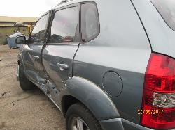 View Auto part Right Front Door Hyundai Tucson 2005