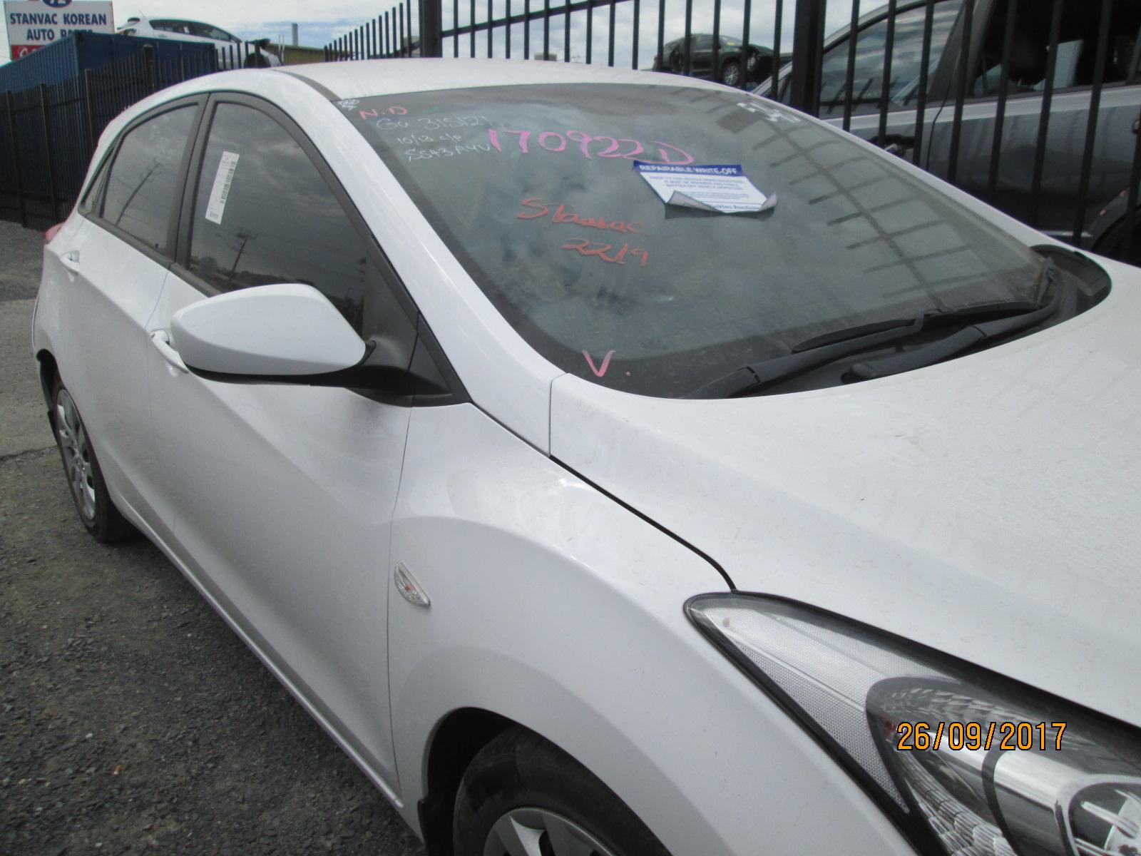 View Auto part Door Handle Hyundai I30 2013