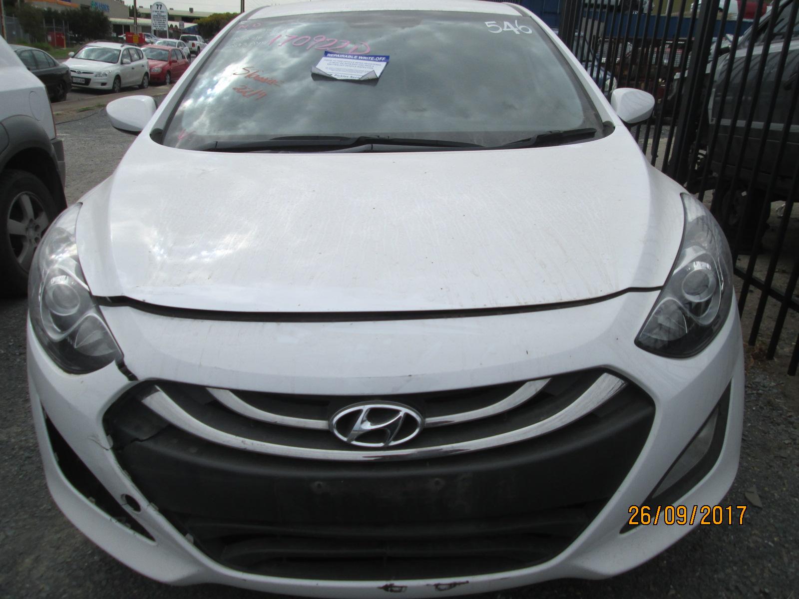 View Auto part Door Handle Hyundai I30 2013