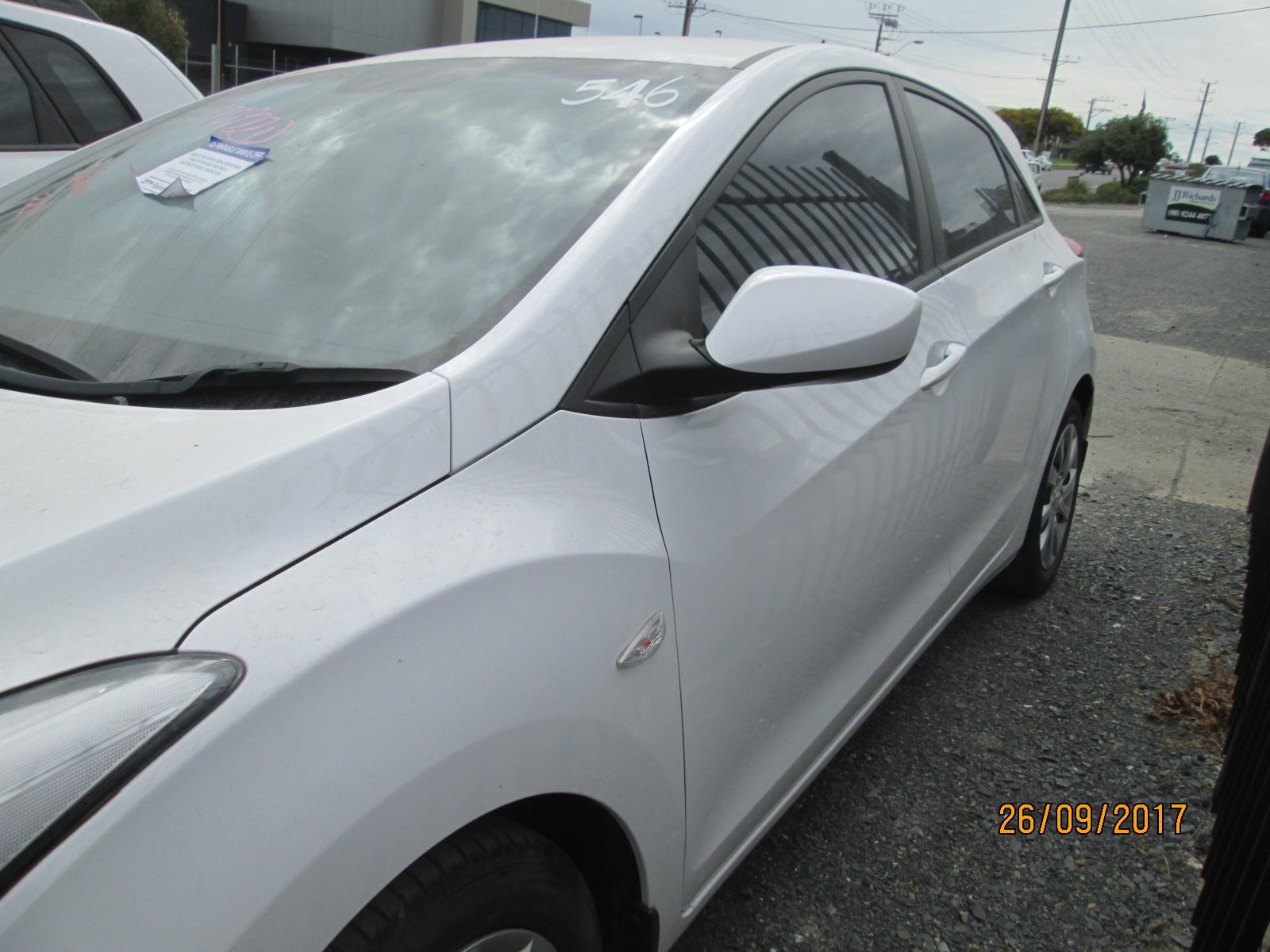 View Auto part Door Handle Hyundai I30 2013