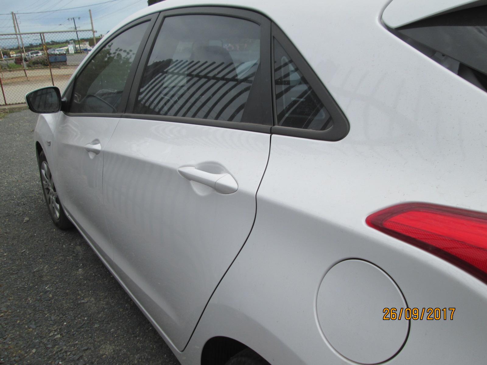 View Auto part Door Handle Hyundai I30 2013