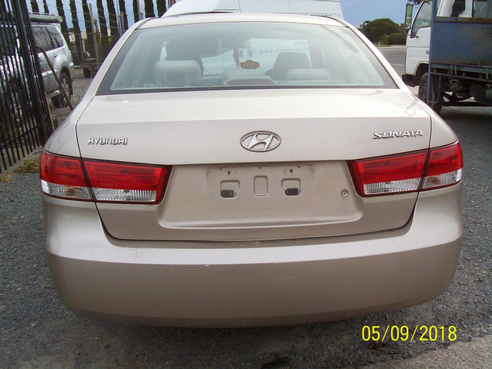 View Auto part Alternator Hyundai Sonata 2007