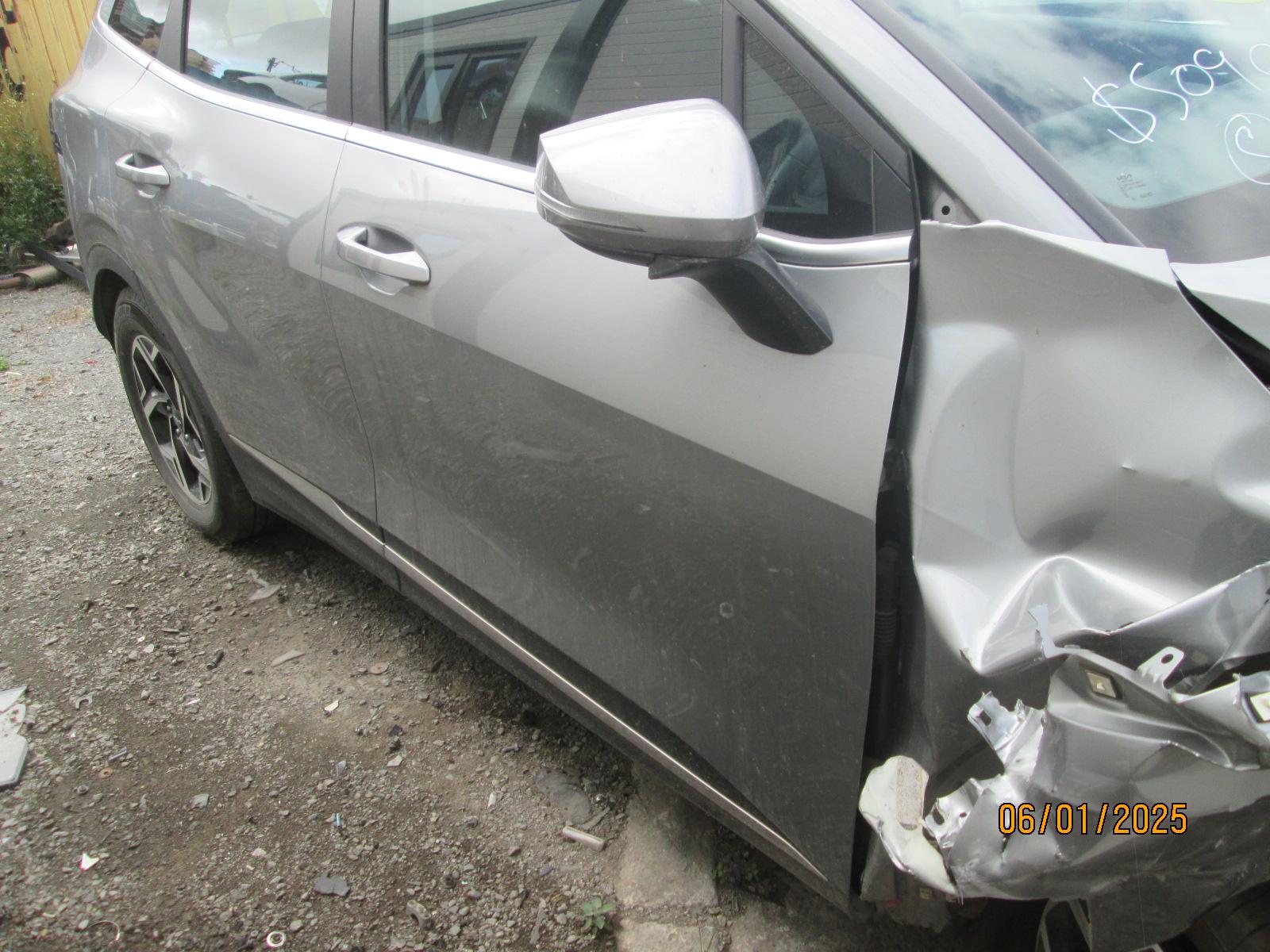 View Auto part Sunvisor Kia Sportage 2022