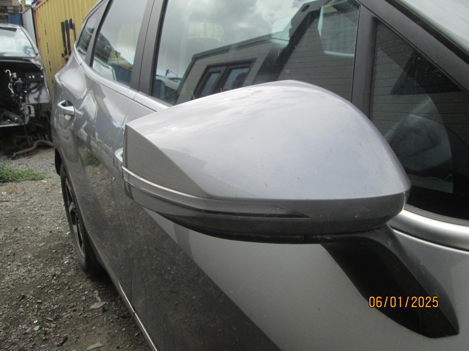 View Auto part Sunvisor Kia Sportage 2022
