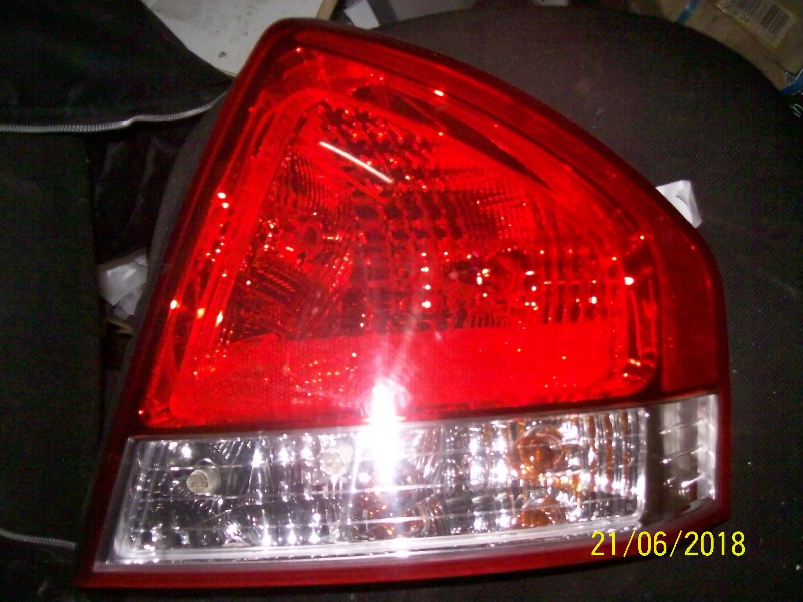 View Auto part Right Taillight Kia Cerato 2006