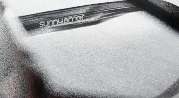 Show Off Your Style with Sunny Amor Sunnies