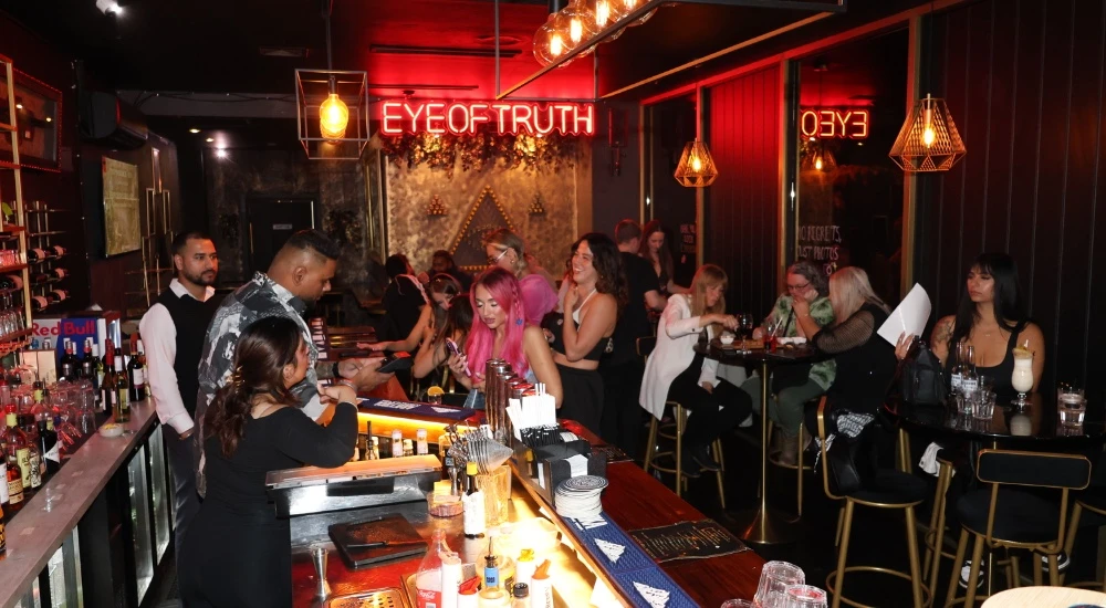 Experience Melbourne s Hidden Gem Complimentary Food, Cocktails & Shisha