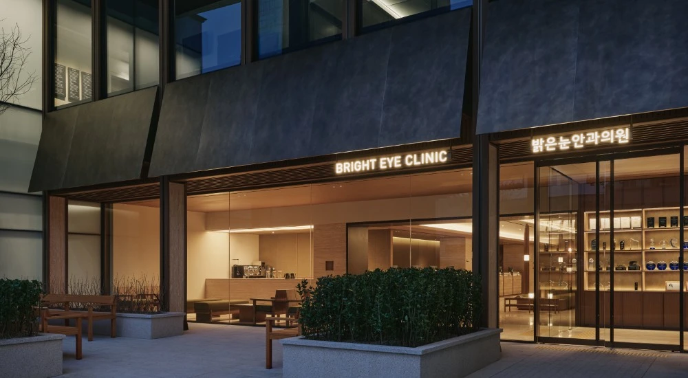 Share Your Vision Correction Journey at Bright Eye Clinic Seoul
