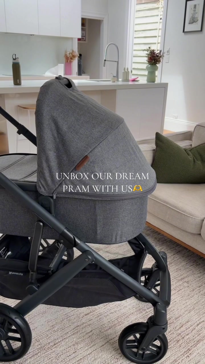 UppaBaby Vista V2 Pram Unboxing
