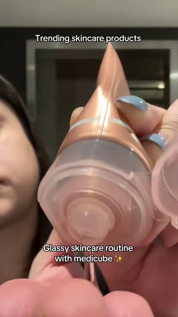 Medicube collagen night wrapping mask