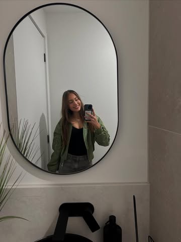 Anonima