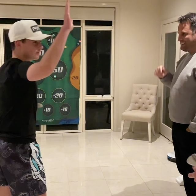 Sticky Golf