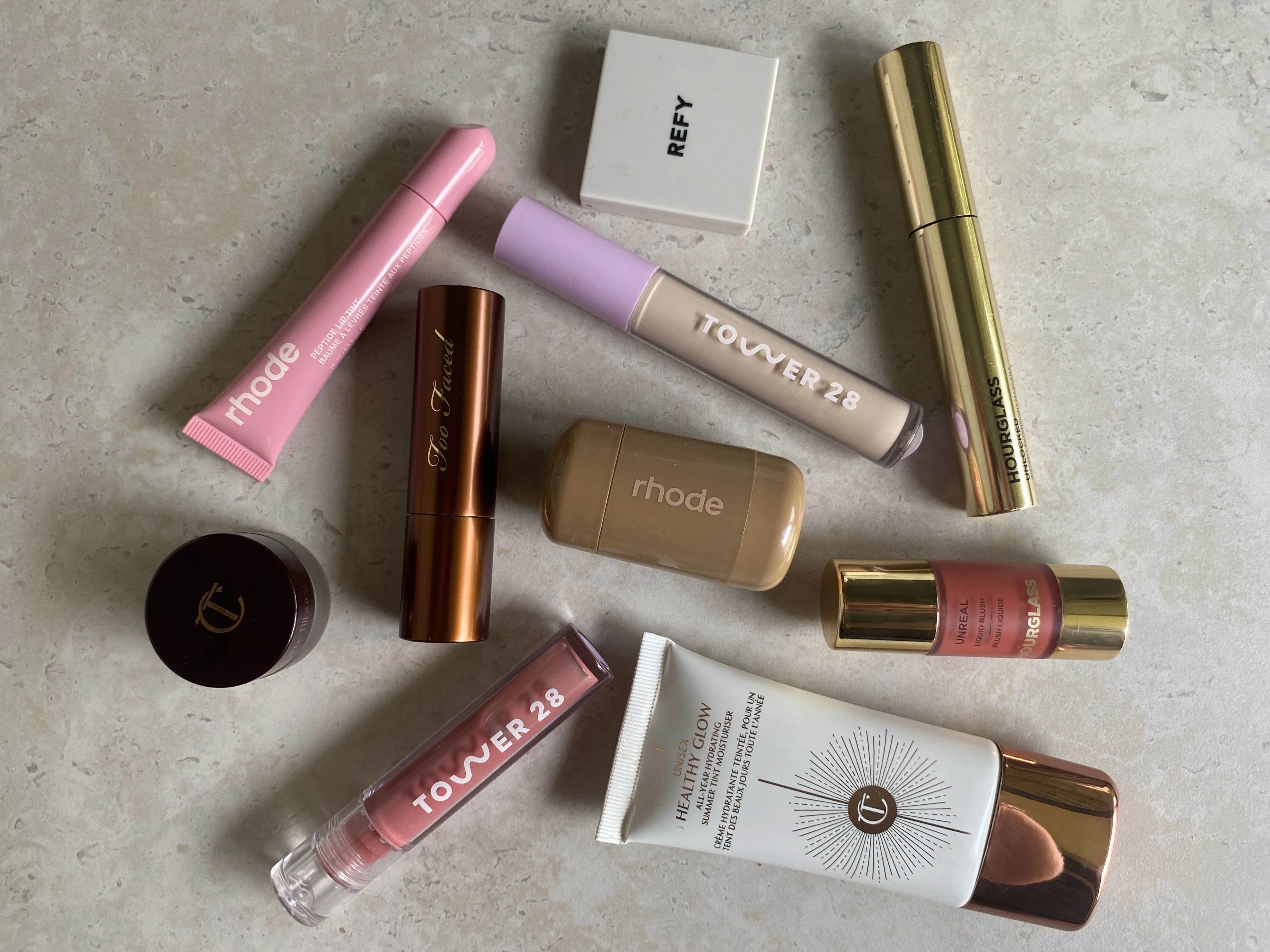 Makeup/skincare aesthetic example