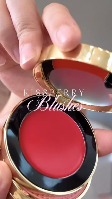 Kissberry Blush Try On