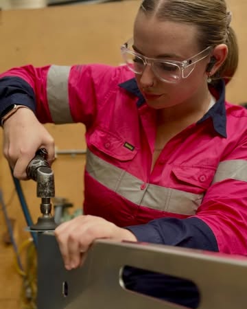 LTD safety glasses