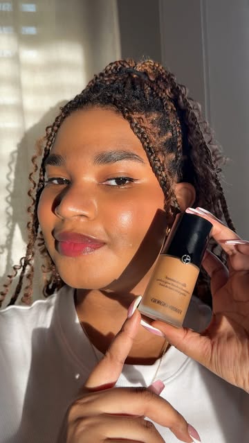 Armani Beauty Luminous Silk Foundation