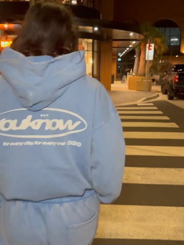 YOUKNOW CLOTHING