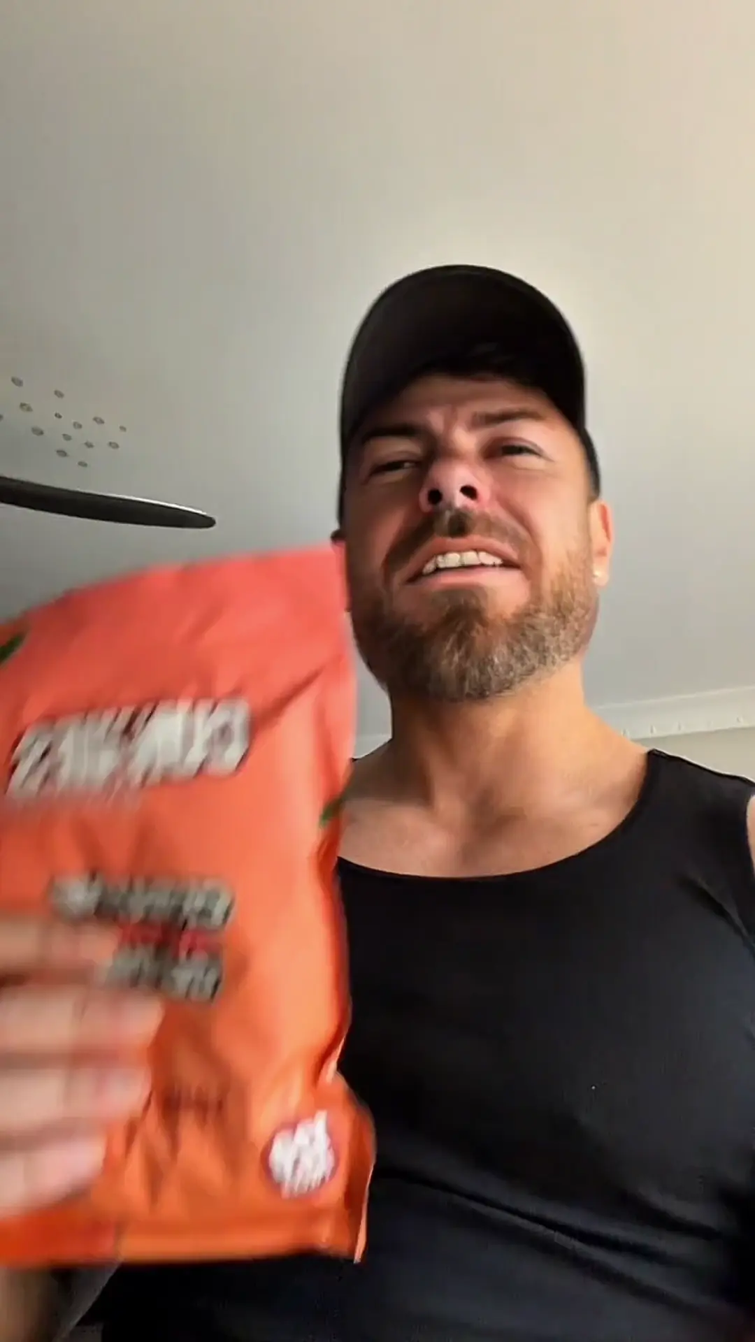 Cunnies Gummies Ad