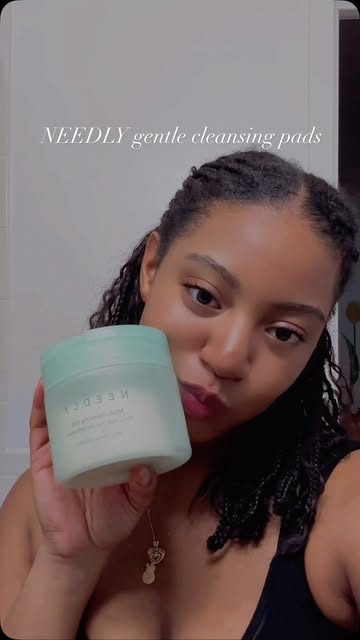 Needly Cleansing pad campaign