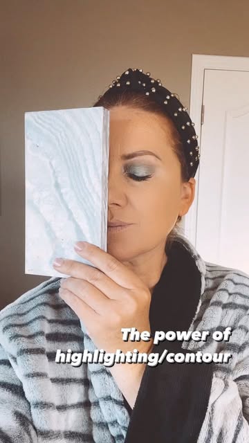 Seint makeup