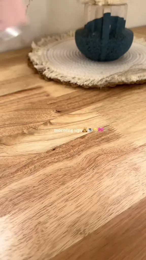 Pop & Bottle