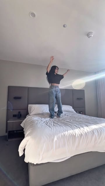 Hotel staycay UGC