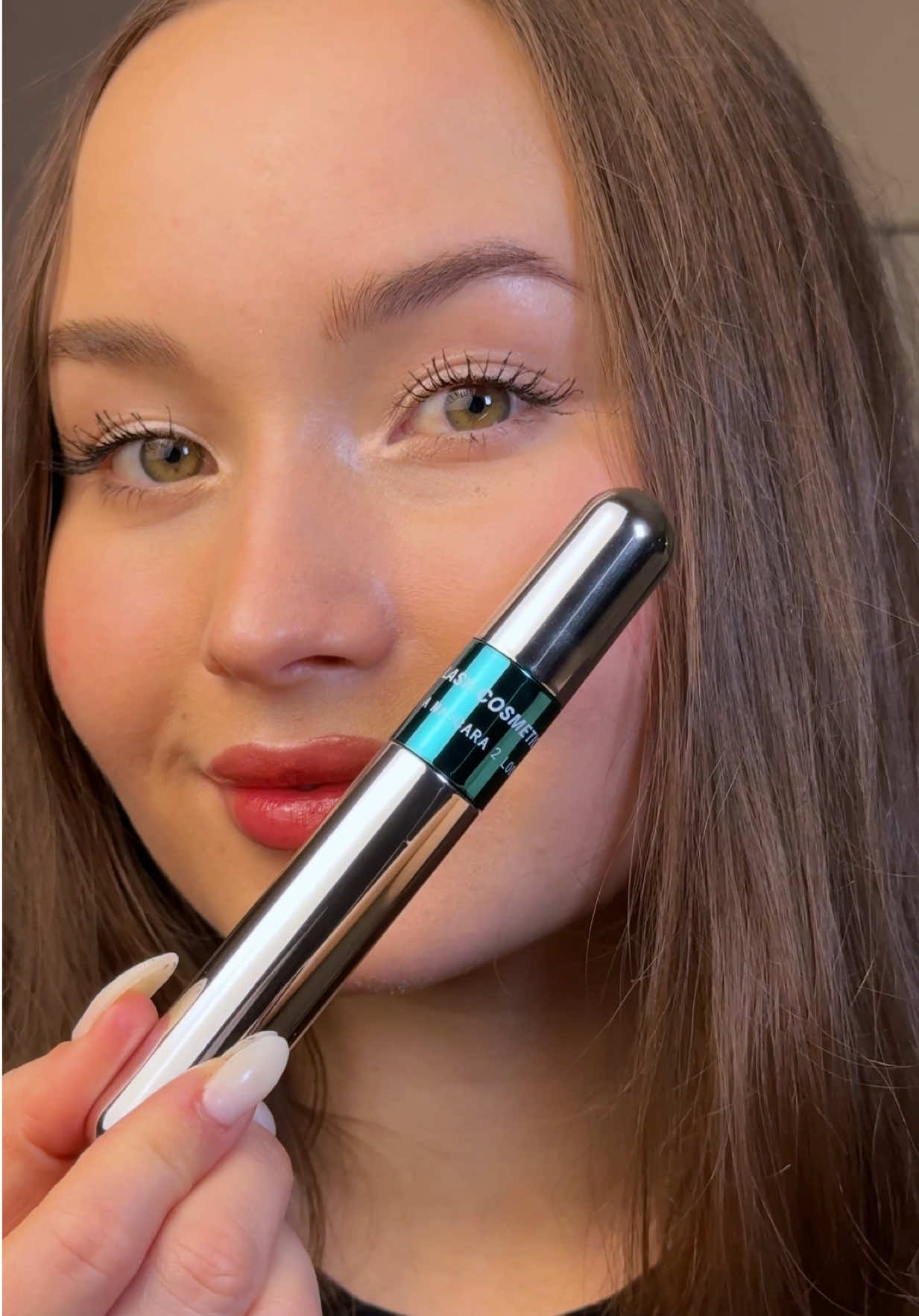 Mascara Test for Lash Cosmetics
