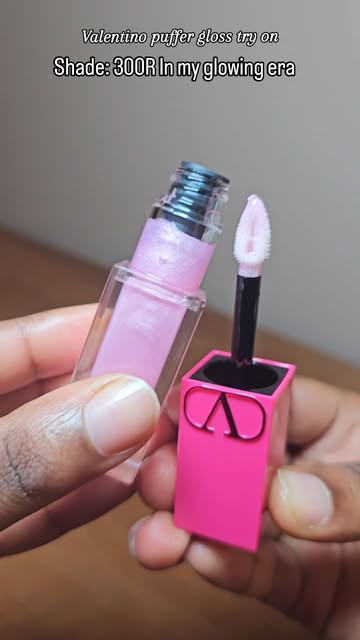 Valentino Beauty puffer gloss
