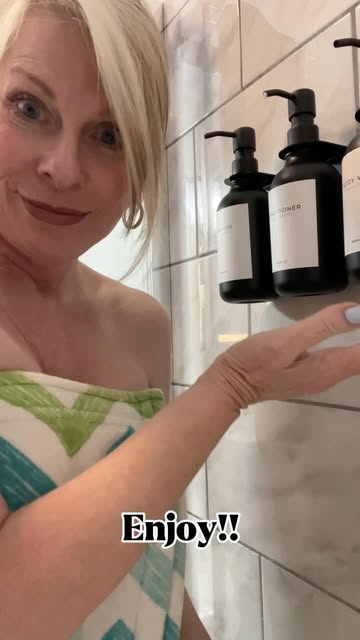 MaisoNovo Shower CleanUp Collab