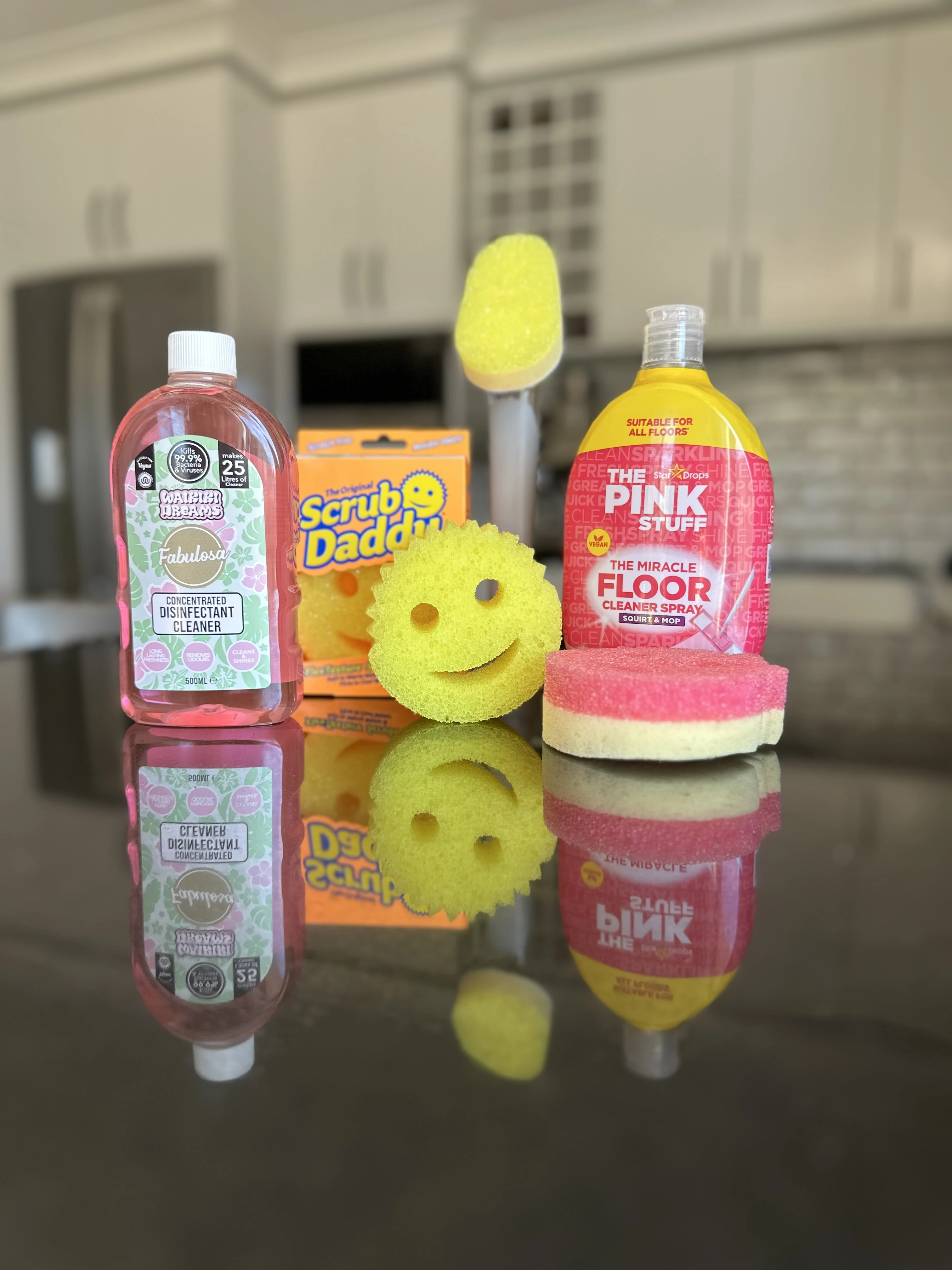 HQ Clean Scrub Daddy