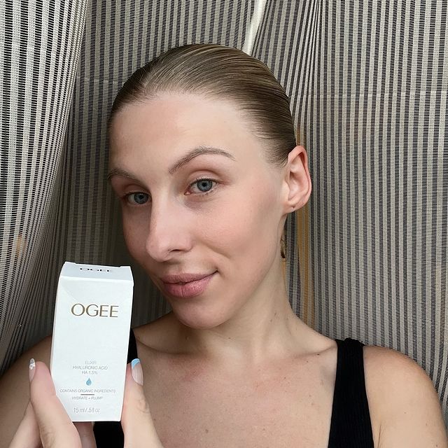 Ogee | luxury skincare, lifestyle product shot