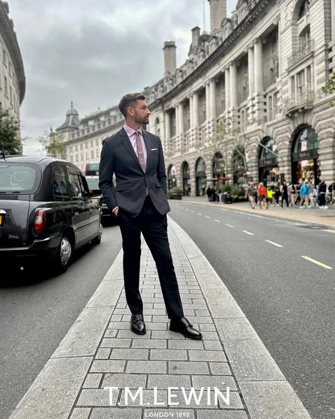 TM Lewin Shoot London