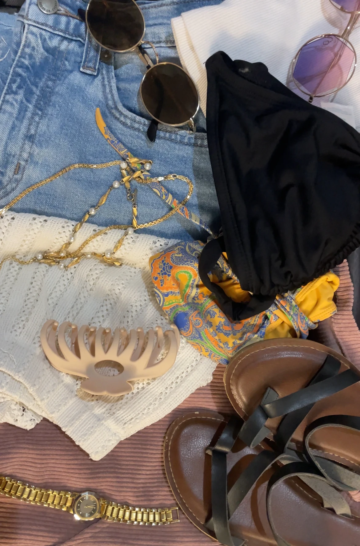 Item Capsule Photo Example