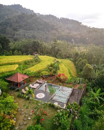 Campaign to promote a remote hotel