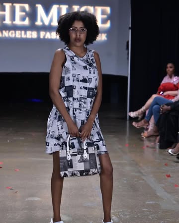 The Muse LAFW - Royal Mag