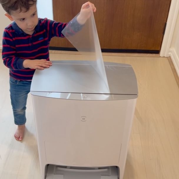 Vacuum demonstration